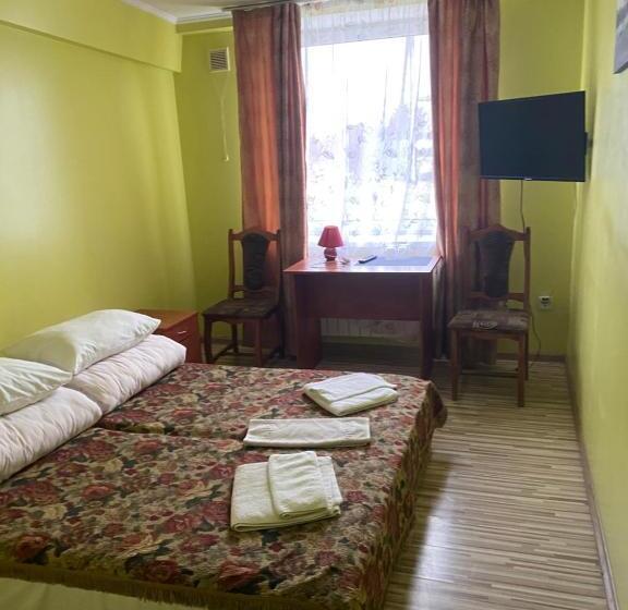 Hotell готель клен