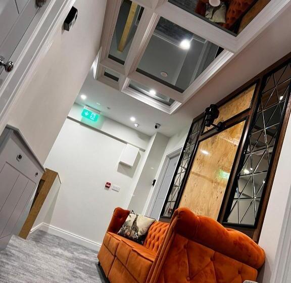 酒店 53 Luxury Rooms