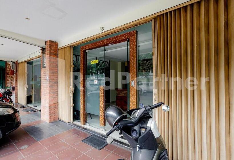 فندق Capital Cikokol Redpartner