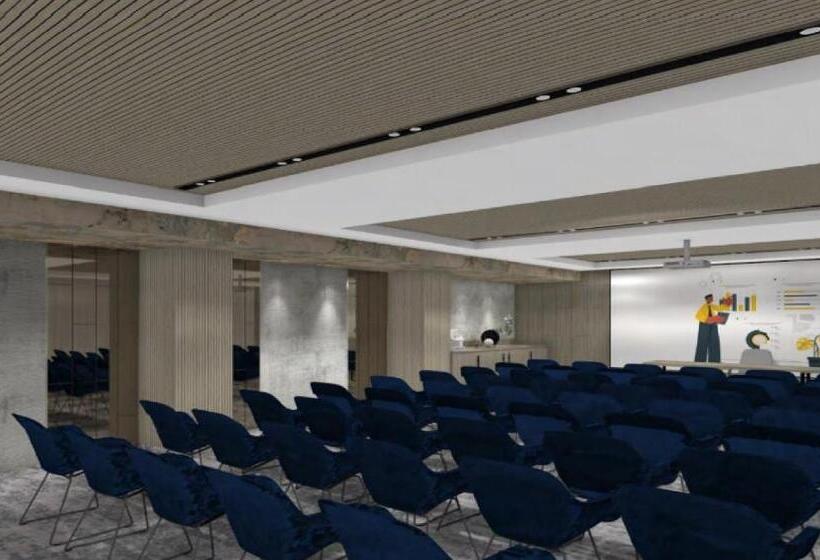 酒店 Crowne Plaza Constanta   Mamaia Beach, An Ihg