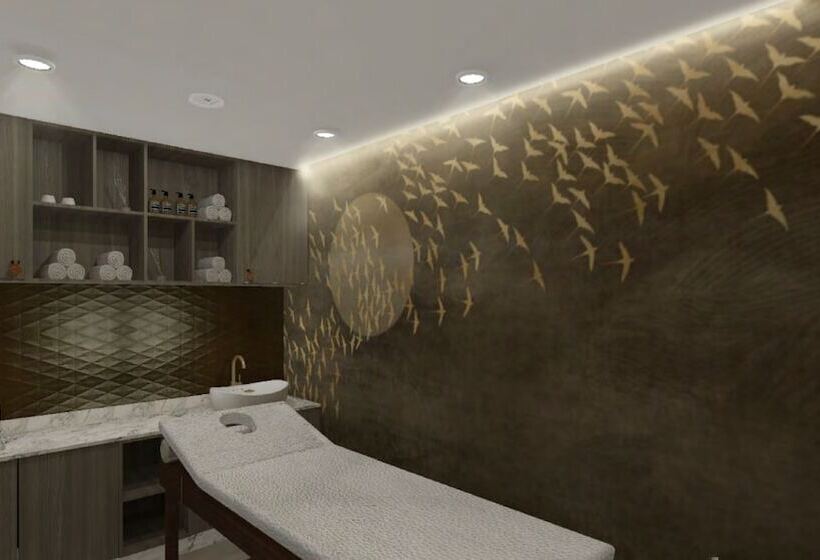 酒店 Crowne Plaza Constanta   Mamaia Beach, An Ihg