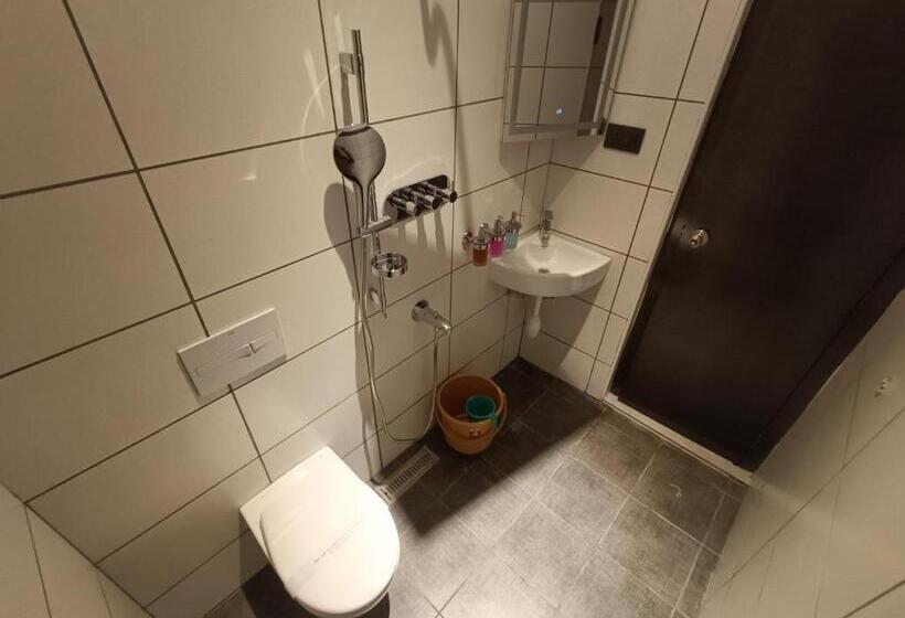 Отель Devaki Resort