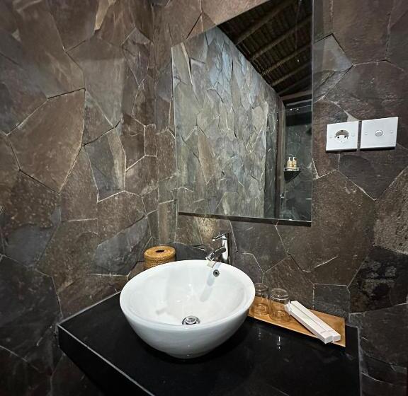 בית מלון כפרי Glamping @ Pebbles & Fins