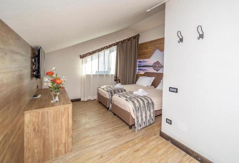 호텔 Hotiday Chalet Sestriere Vialattea