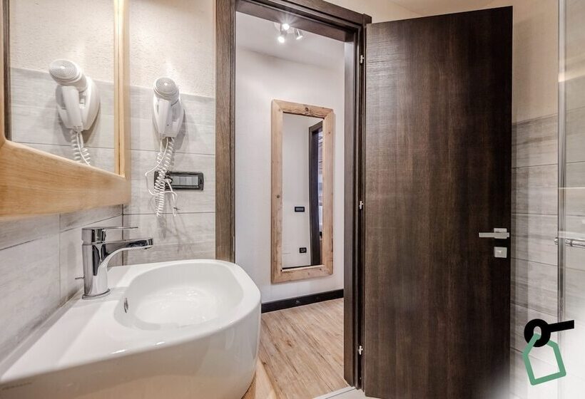 호텔 Hotiday Chalet Sestriere Vialattea