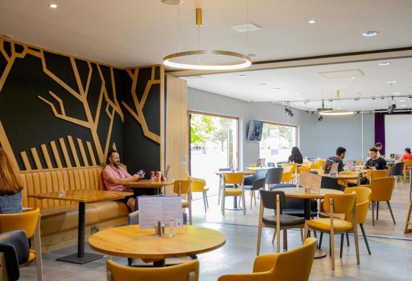 호텔 Keynes College Budget Accommodation