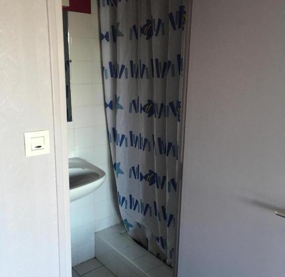 בית מלון כפרי Le Relais De Janze