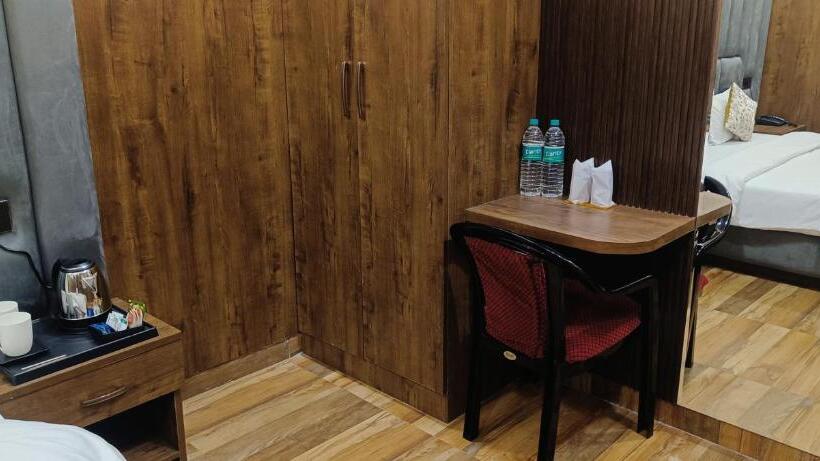 酒店 Madhavam  250 Mtr From Mathura Railway Station