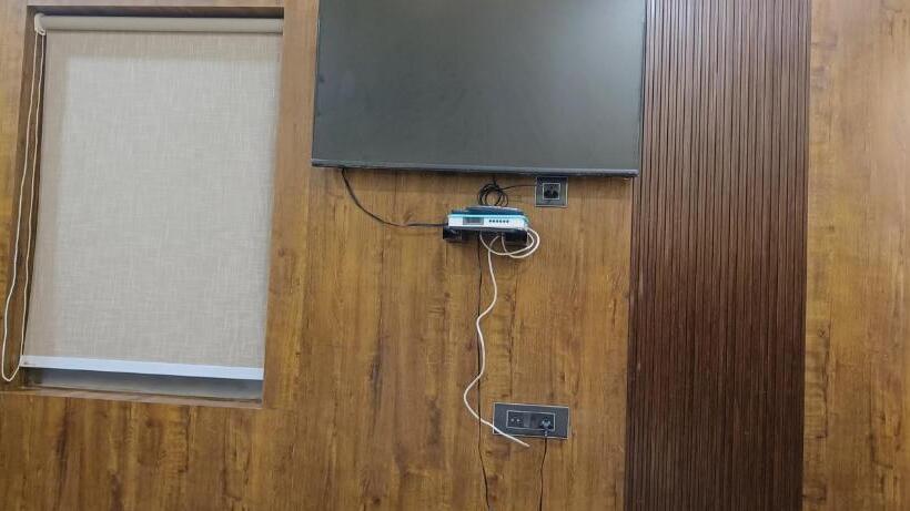 酒店 Madhavam  250 Mtr From Mathura Railway Station