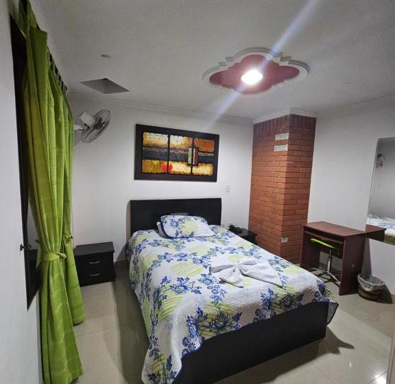 Отель Monterrey