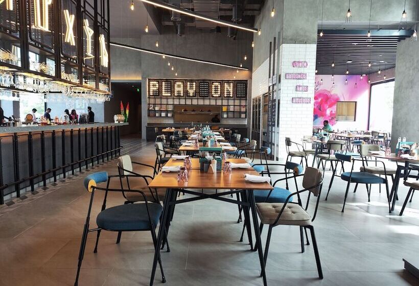 Отель Moxy Bengaluru Airport Prestige Tech Cloud