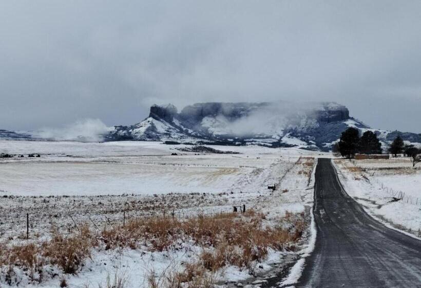 호텔 Oaklands Farm Stay