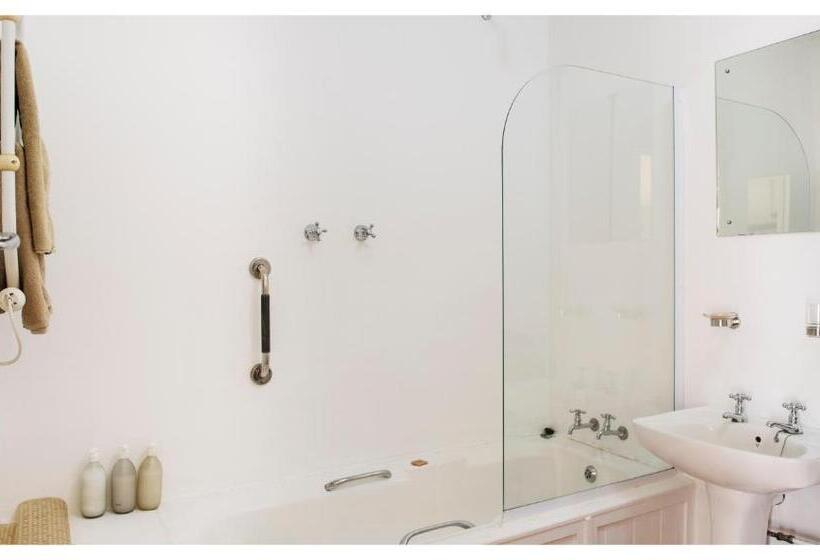 酒店 Oaklands Farm Stay