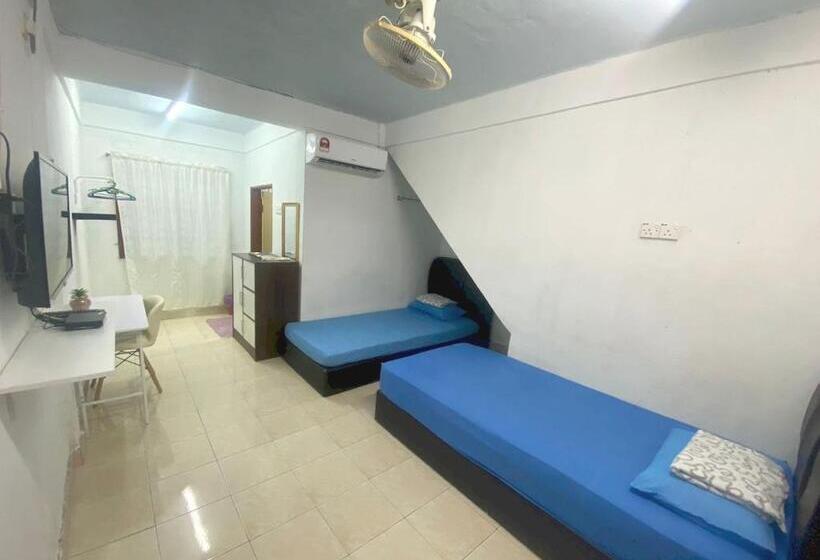 فندق Oyo 90910 Homestay D Lalang Inn