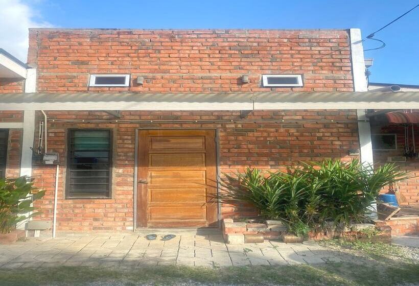 فندق Oyo 90910 Homestay D Lalang Inn