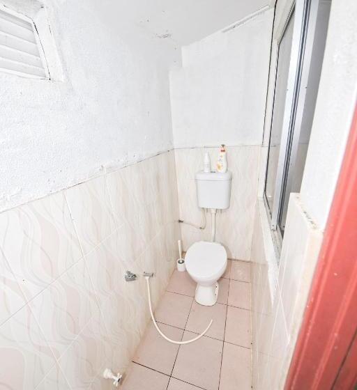 فندق Oyo 90915 Ilham Villa