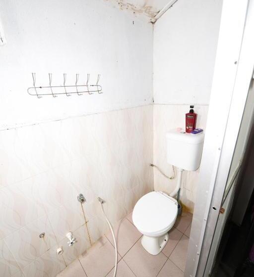 فندق Oyo 90915 Ilham Villa