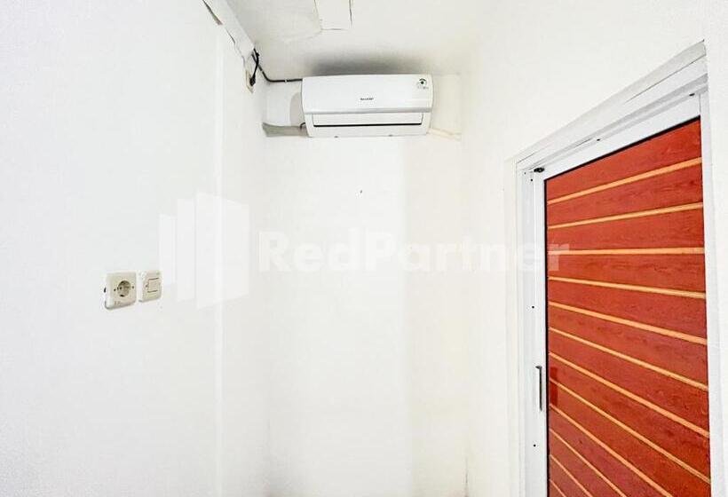 فندق Homestay & Cafe Blessings Near Station Center Town Redpartner