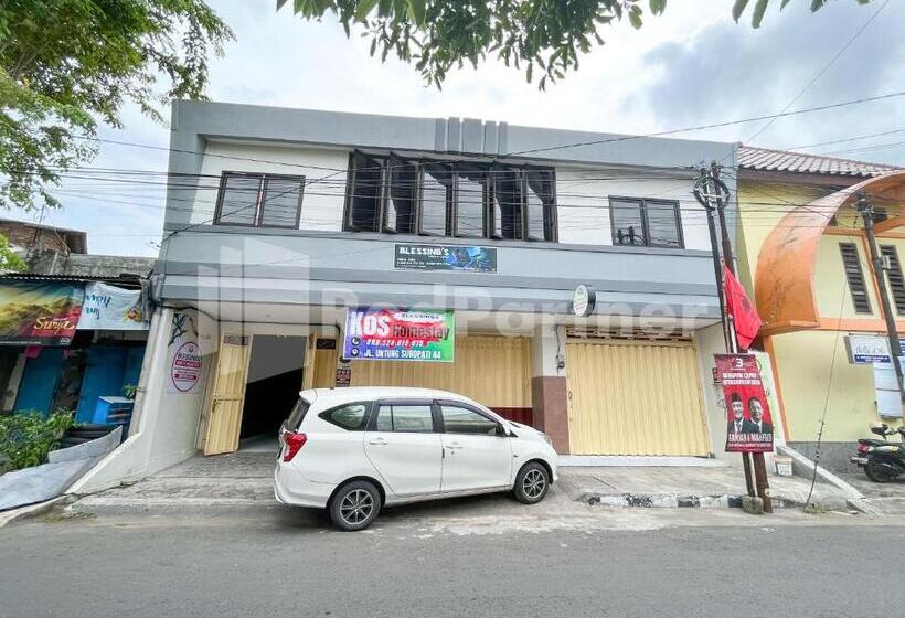 فندق Homestay & Cafe Blessings Near Station Center Town Redpartner