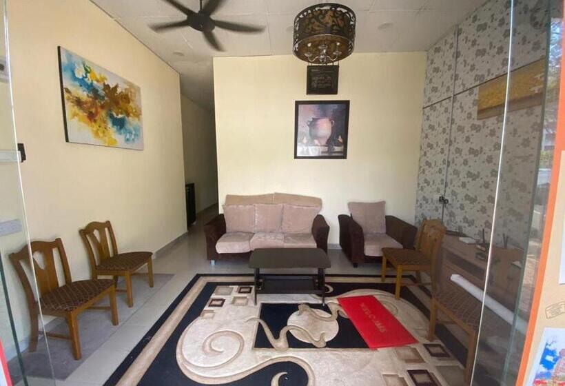 בית מלון כפרי Oyo Home 90904 Ray Yan Guesthouse