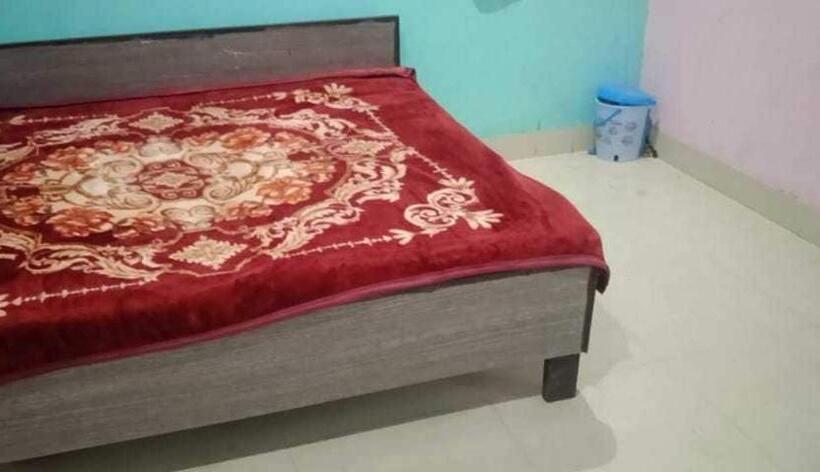 酒店 Oyo V K Guest House