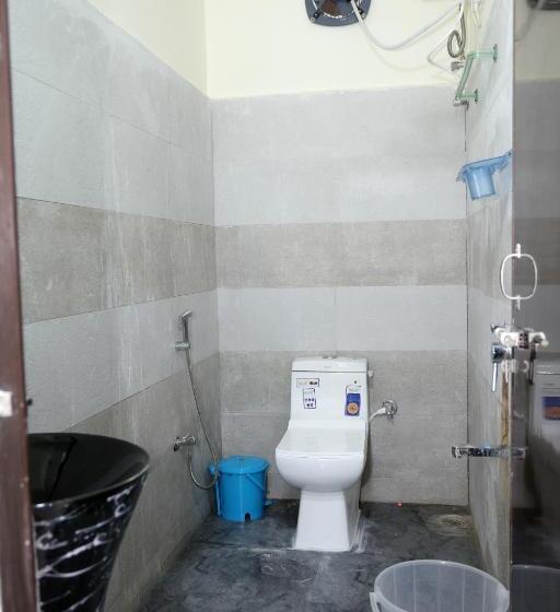 Отель Royal Stay Inn