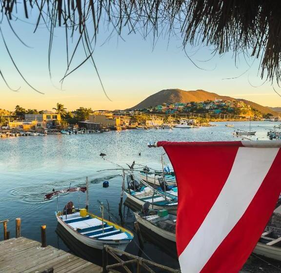 Отель Sealion Dive Center