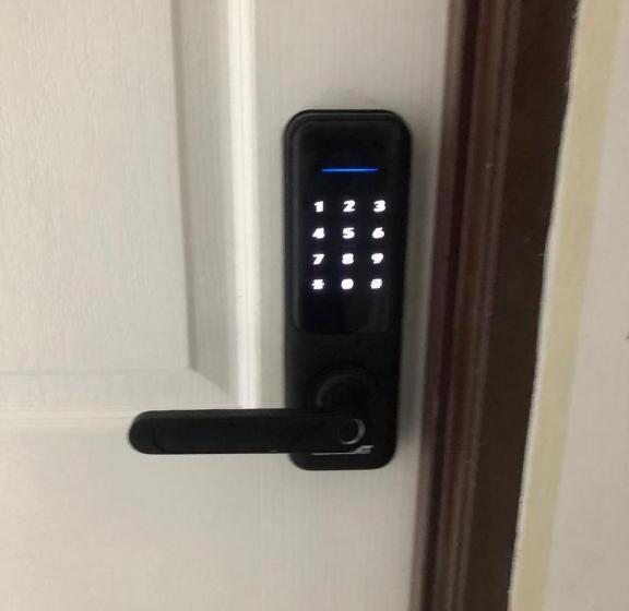 בית מלון כפרי Skyn Smart Home