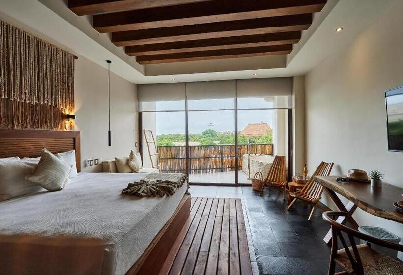 هتل Stylish Studio With Exclusive Amenities, Private Balcony With Bathtub, Shared Swimming Pool And Spa