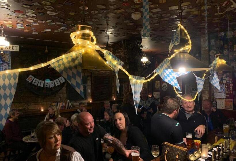 בית מלון כפרי The Anderson