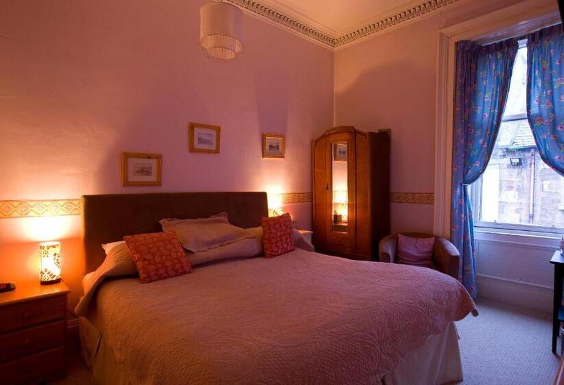 בית מלון כפרי The Anderson