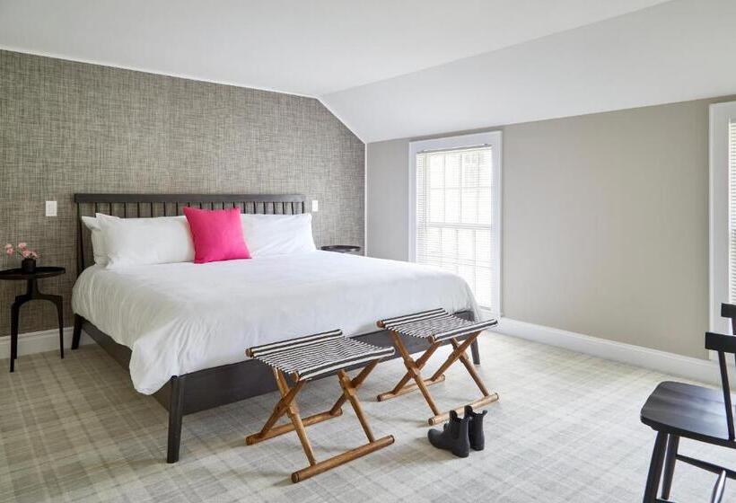 בית מלון כפרי The Kent Collection