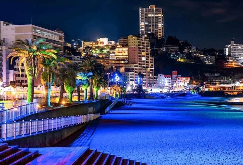 ホテル The Moon Atami