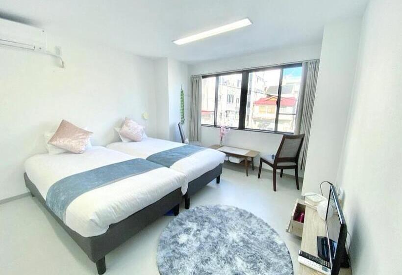 ホテル The Moon Atami