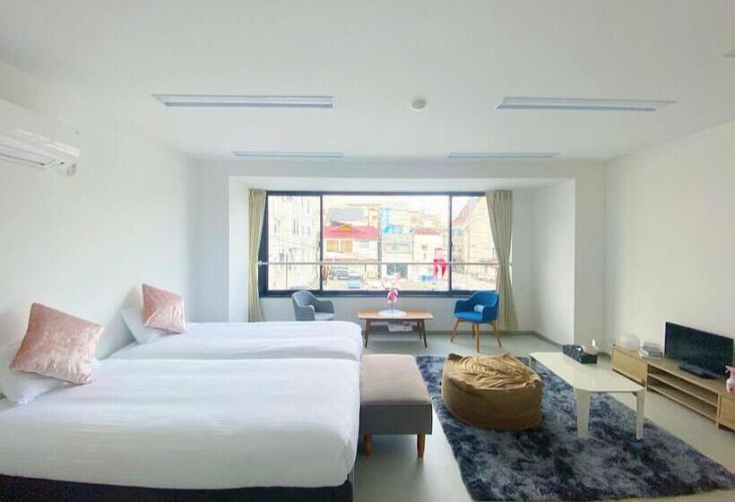 ホテル The Moon Atami