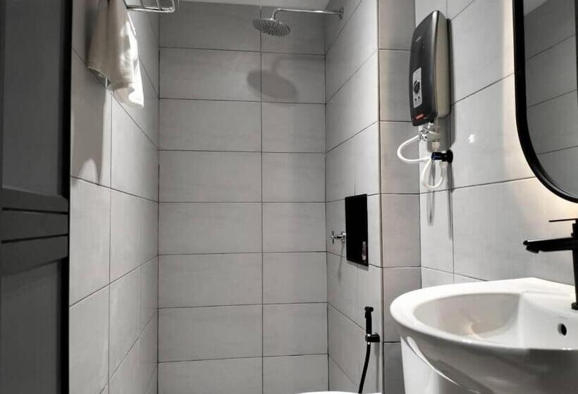 ホテル Urban Inn, Salak Tinggi