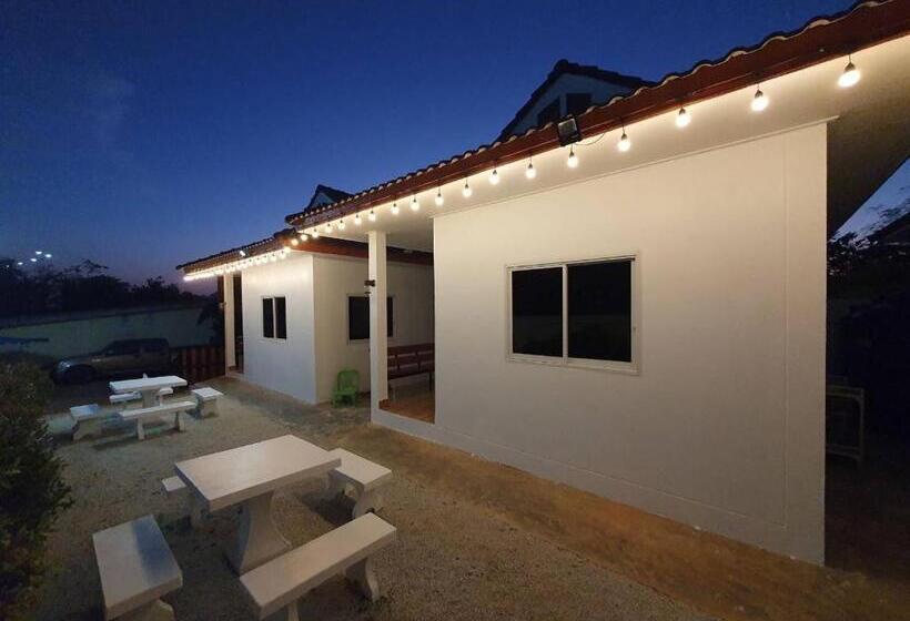 Irada Resort Smaesarn ไอรดา รีสอร์ท แสมสาร