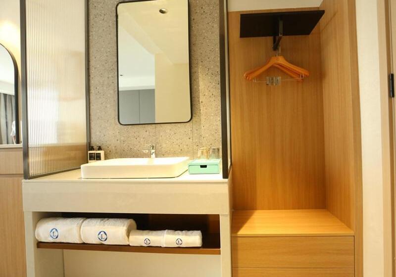 Lanou Hotel Impressions Of Taipei Xiantao City