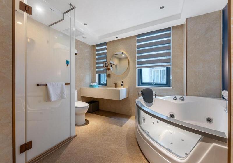 Lanou Hotel Shenzhen Luohu Ruipeng Building