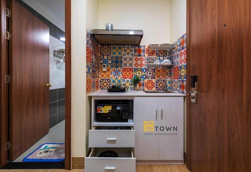 Luxy Park Hotel & Apartments Mtown