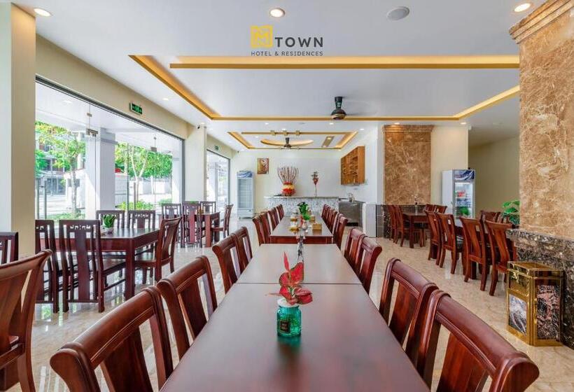 Luxy Park Hotel & Apartments Mtown