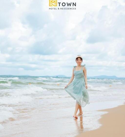 Luxy Park Hotel & Apartments Mtown