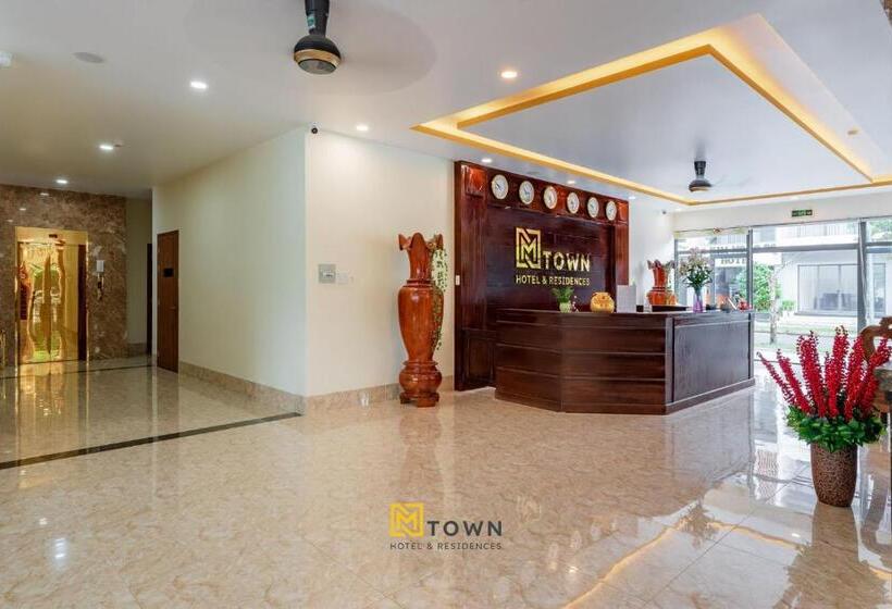 Luxy Park Hotel & Apartments Mtown