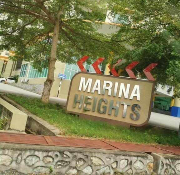 Marina Heights Hotel 3 Bedrooms Swimming Pool View Lumut Manjung