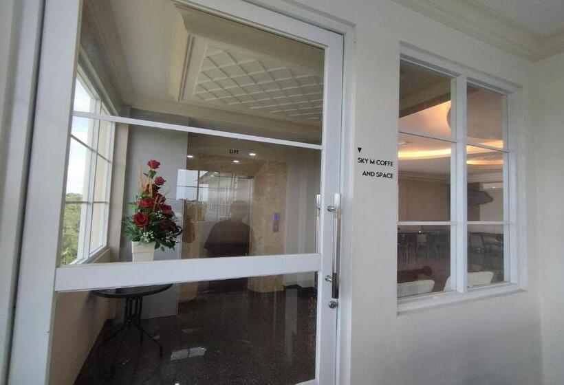 Maulidia Hotel Syariah & Convention Center