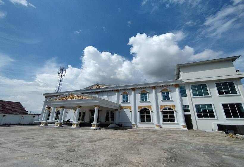 Maulidia Hotel Syariah & Convention Center