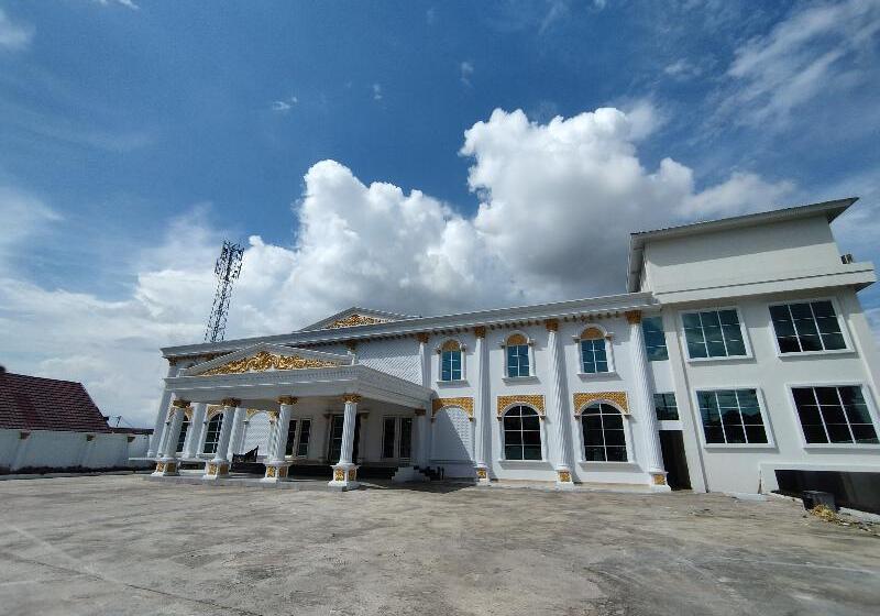 Maulidia Hotel Syariah & Convention Center
