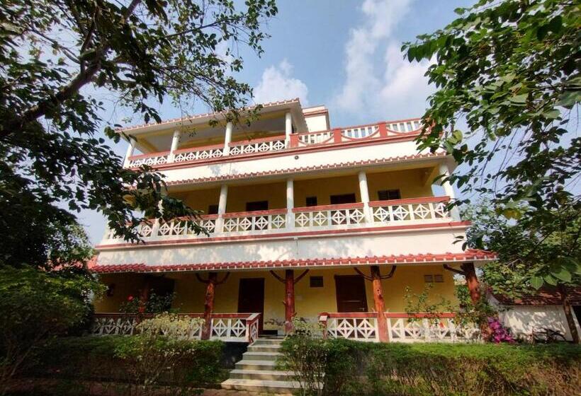 Muktomon Hotel & Resort