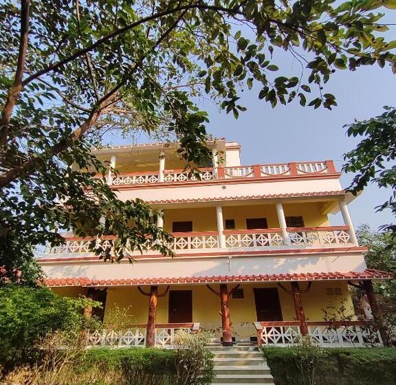 Muktomon Hotel & Resort