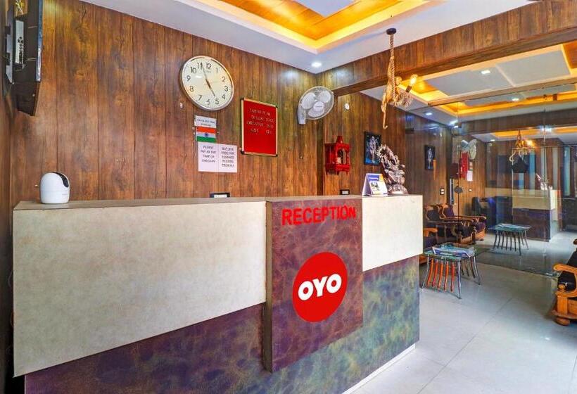 Oyo Hotel Paradise